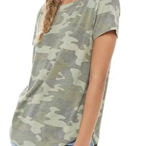 Juniors' SO® Favorite Crewneck Short Sleeve Tee - Picture 1 of 4